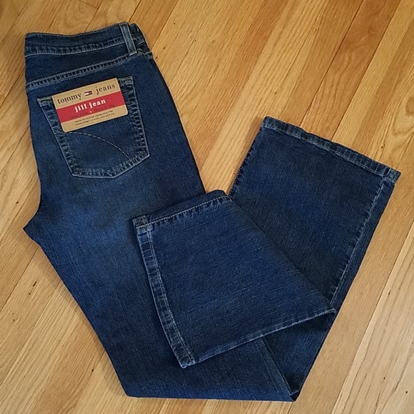 Tommy Hilfiger Denim - NWT  TOMMY JEANS LOW RISE JILL JEANS SIZE 11R FLARRED LEG